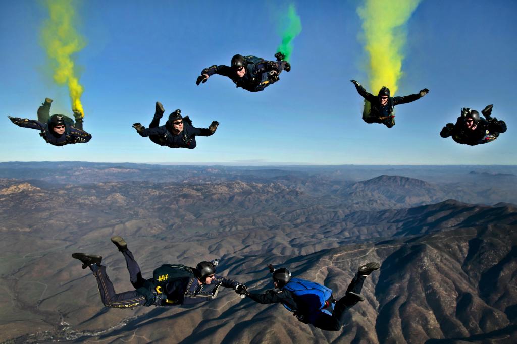 extreme sports training skydiving